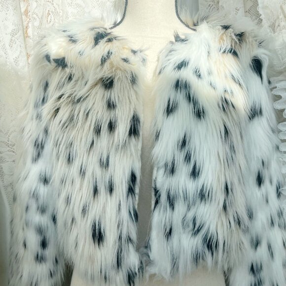 Sold Out ♡ Snow Leopard Vintage Faux Fur Jacket - Picture 3 of 4